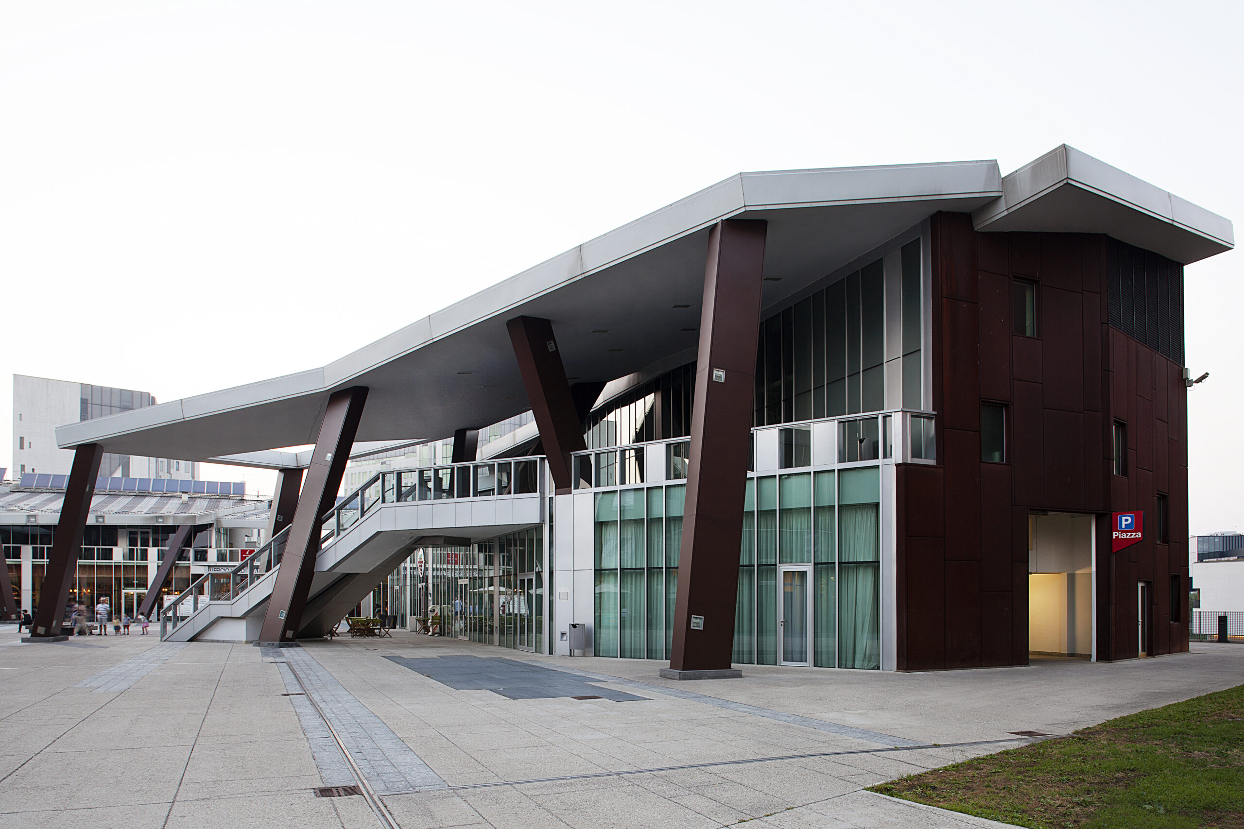 MILANOFIORI 2000 – SECTOR E